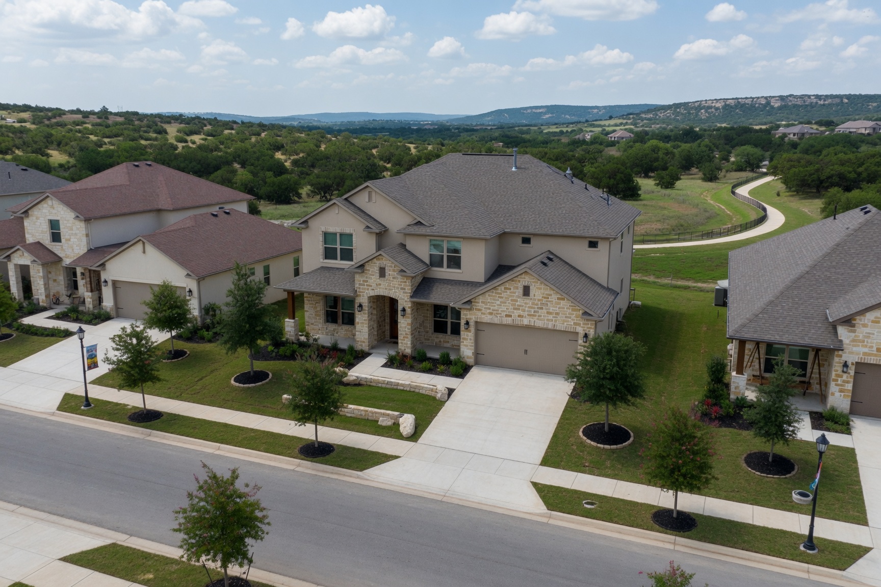 New construction homes in Esperanza Boerne Texas where buyers earn commission rebates