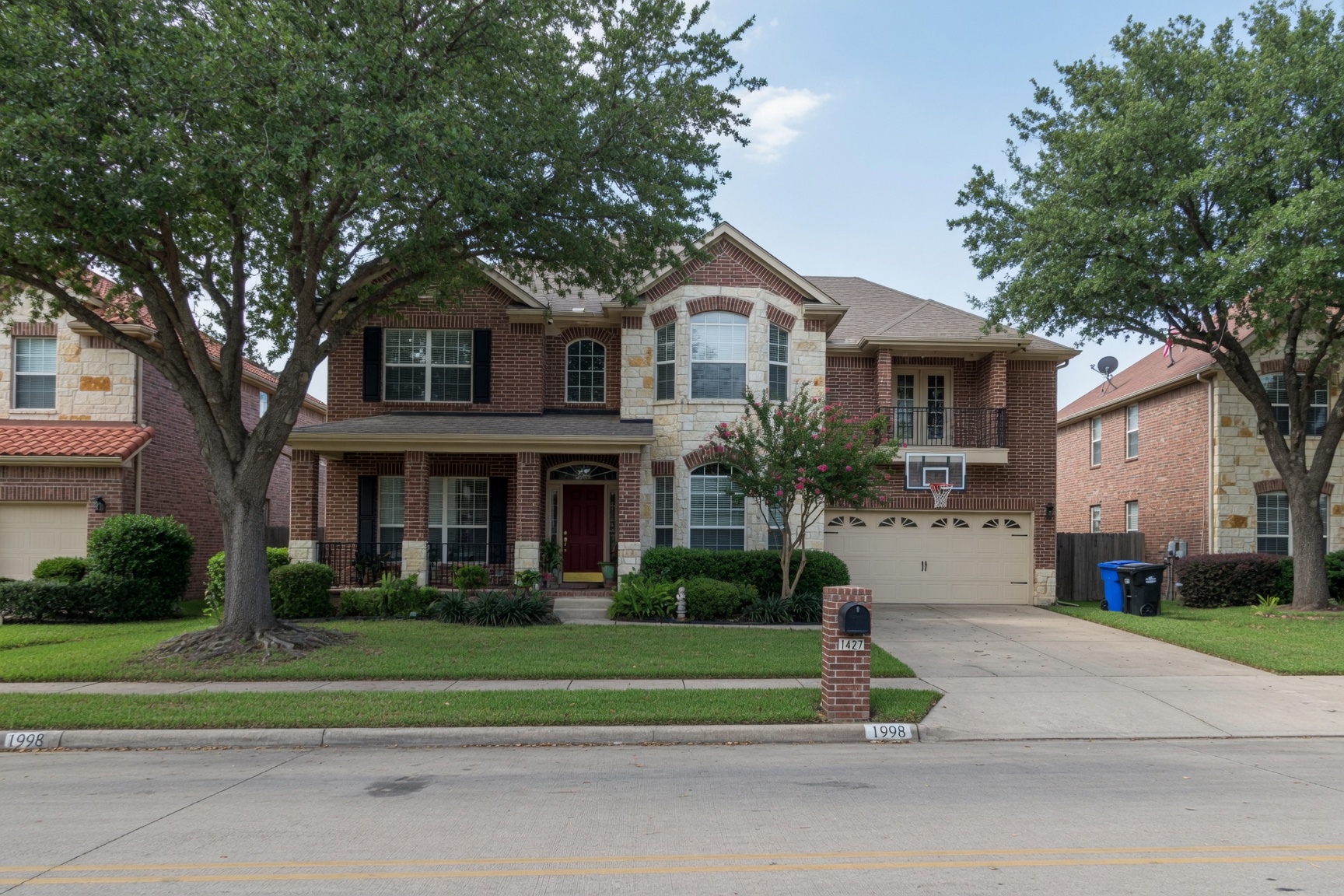 Resale home in Houston neighborhood