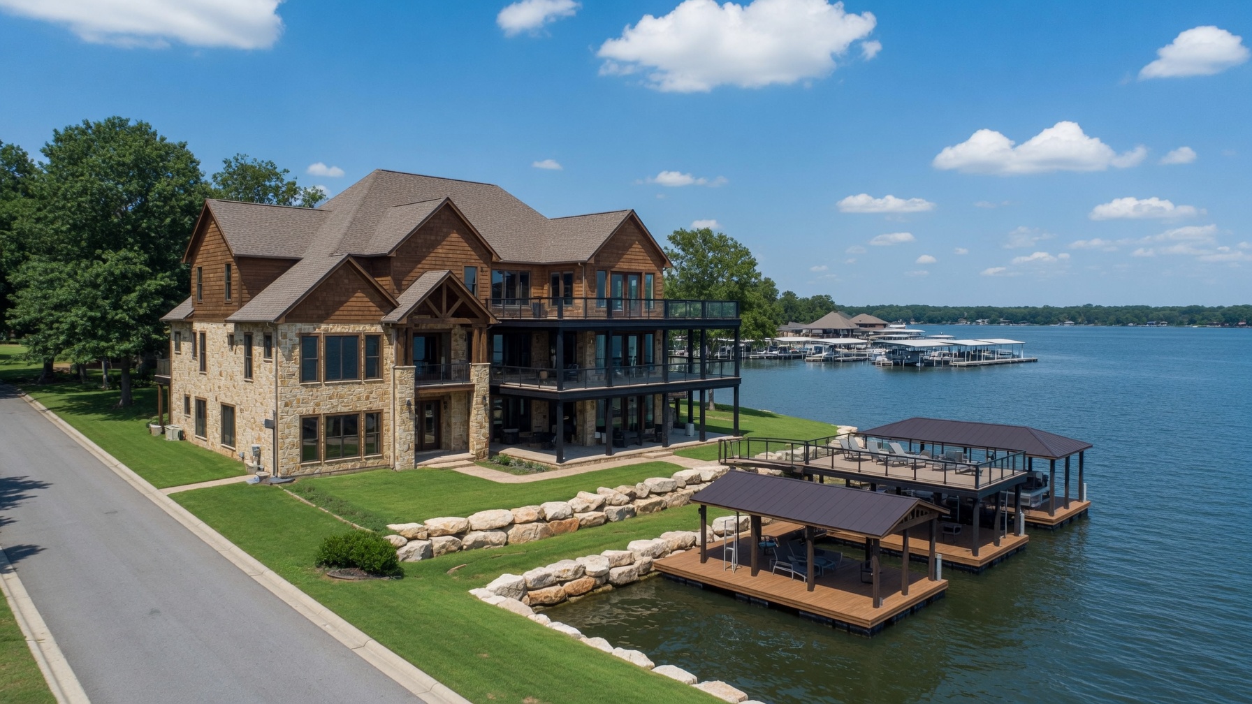 Residential homes in Bentwater Conroe Texas where buyers earn commission cash back at closing